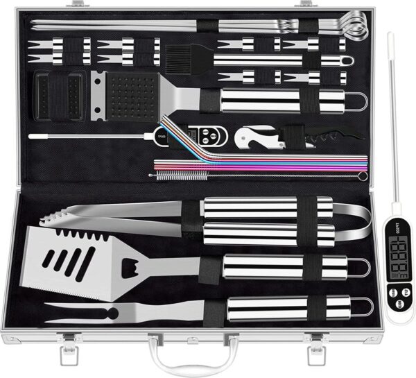 26-delige extra dikke roestvrijstalen BBQ-gereedschapset voor mannen, zware BBQ-accessoires voor in de tuin, barbecue gebruiksvoorwerpen geschenkset met vleesthermometer in aluminium koffer voor verjaardag zilver